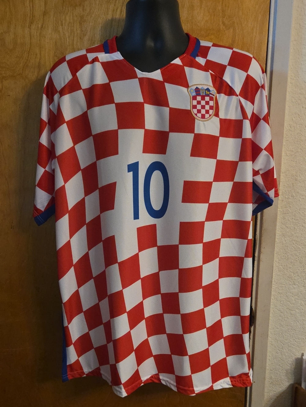 Luka Modric #10 White & Red Croatia Nation Team Jersey Size Two Extra Large 2XL